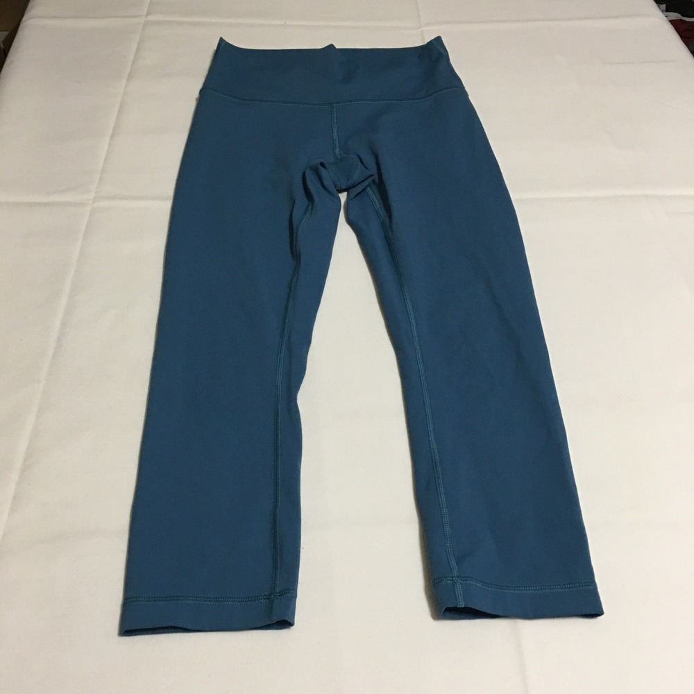 Lululemon Wunder Under High-Rise Crop 21" Leggings Size 6 Blue